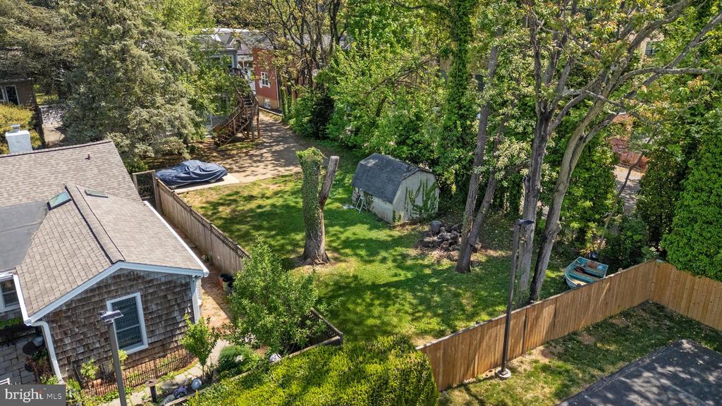 13 ANNAPOLIS STREET