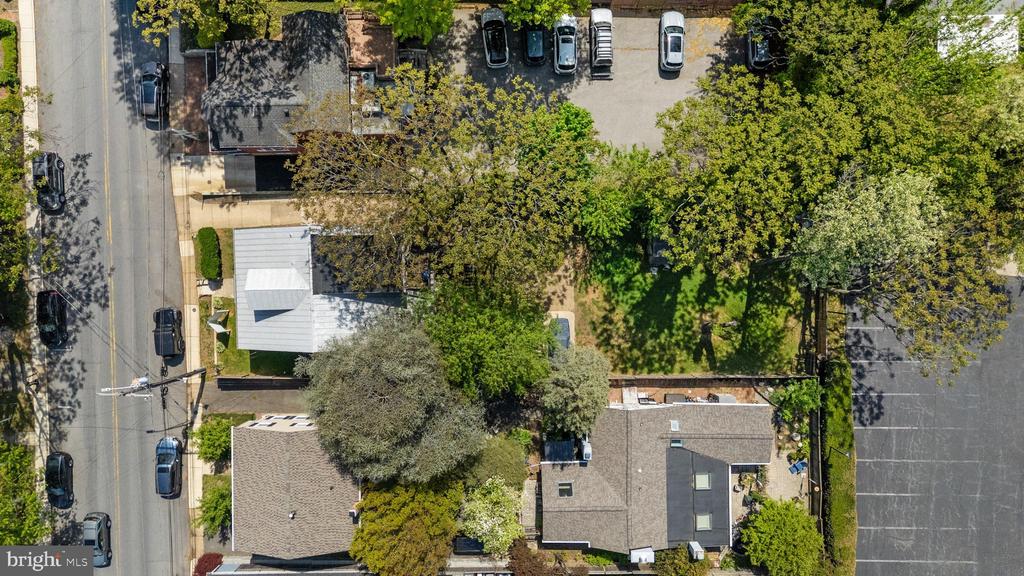 13 ANNAPOLIS STREET