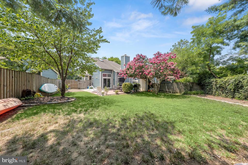 916 YACHTSMAN WAY