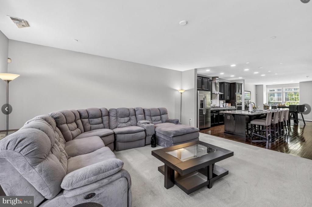 7314 TAYLORS HILL LANE