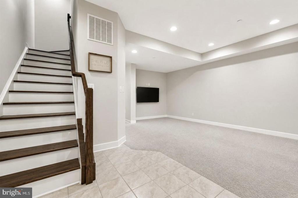 7314 TAYLORS HILL LANE