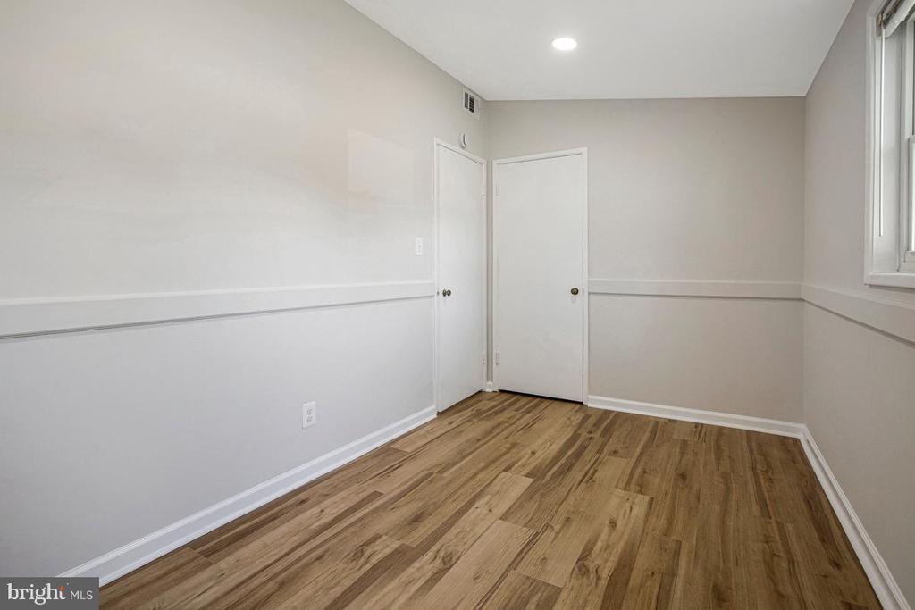 316 GLOUCESTER DRIVE