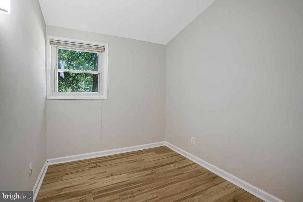 316 GLOUCESTER DRIVE