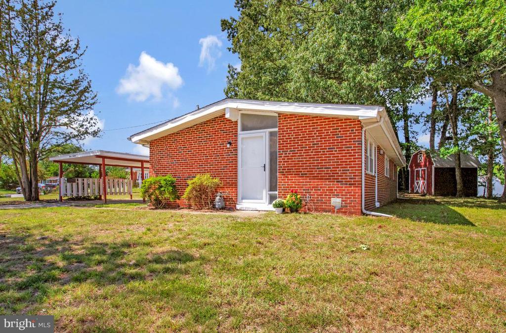 316 GLOUCESTER DRIVE