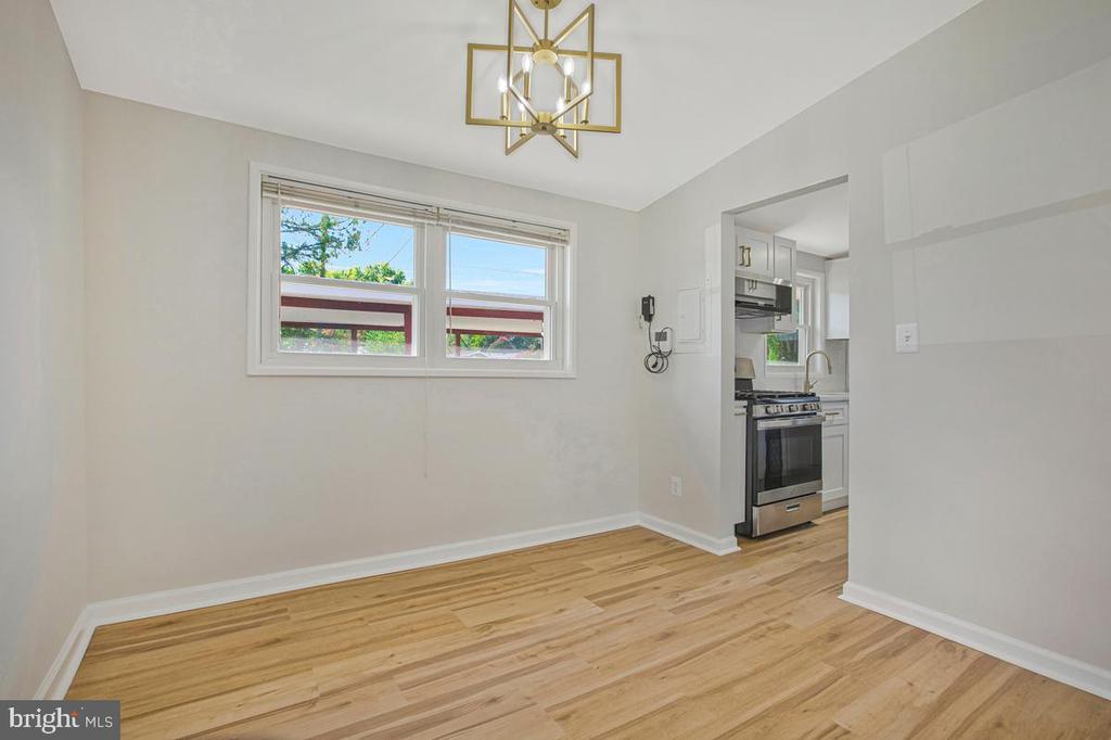 316 GLOUCESTER DRIVE