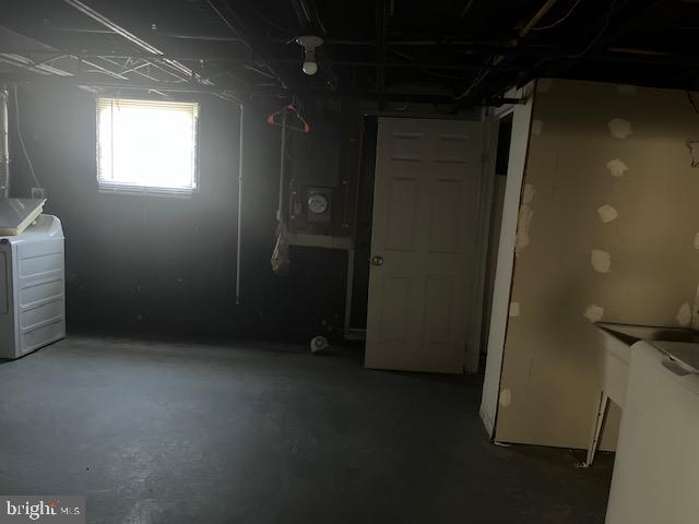 1622 LOCHWOOD RD