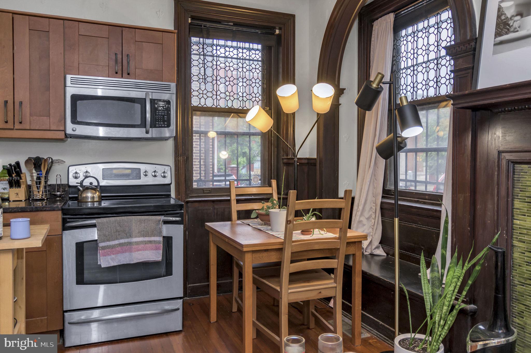 904 N Calvert St N #2