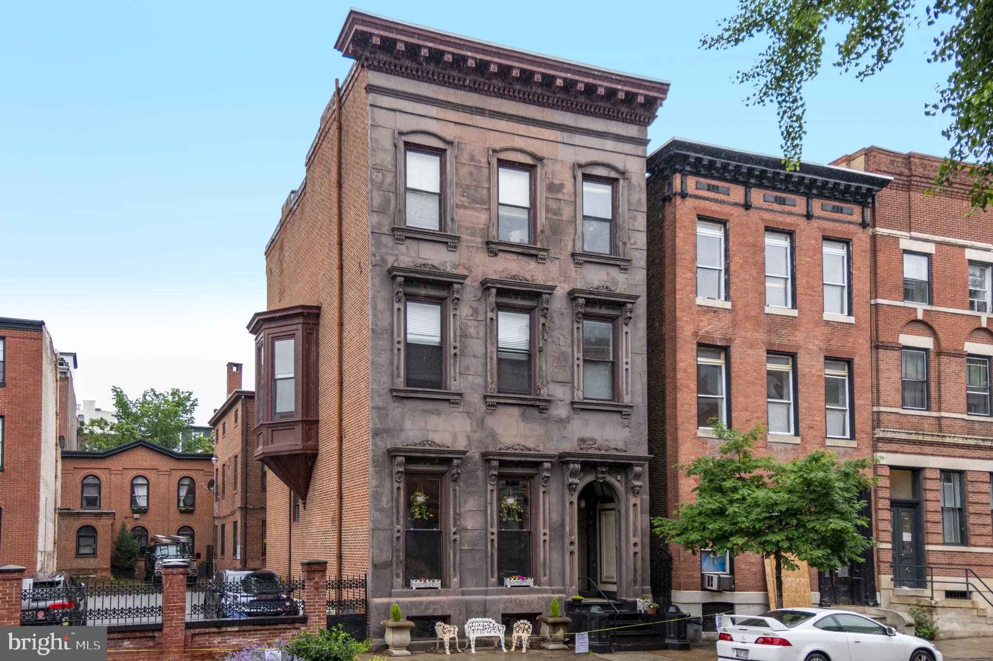 904 N Calvert St N #2