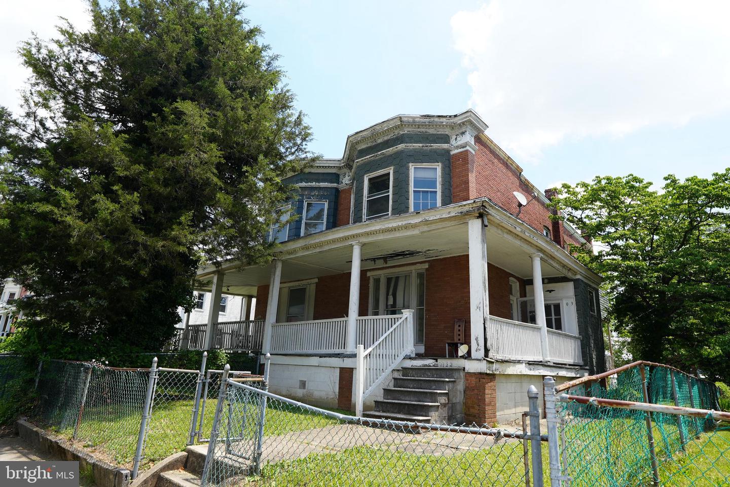 3603 Oakmont Ave