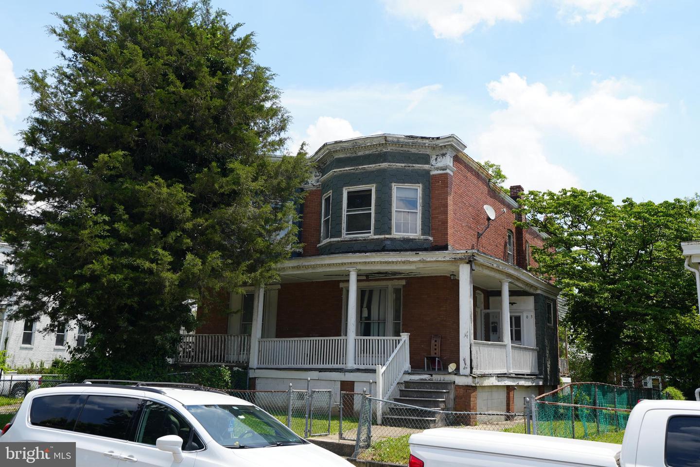 3603 Oakmont Ave