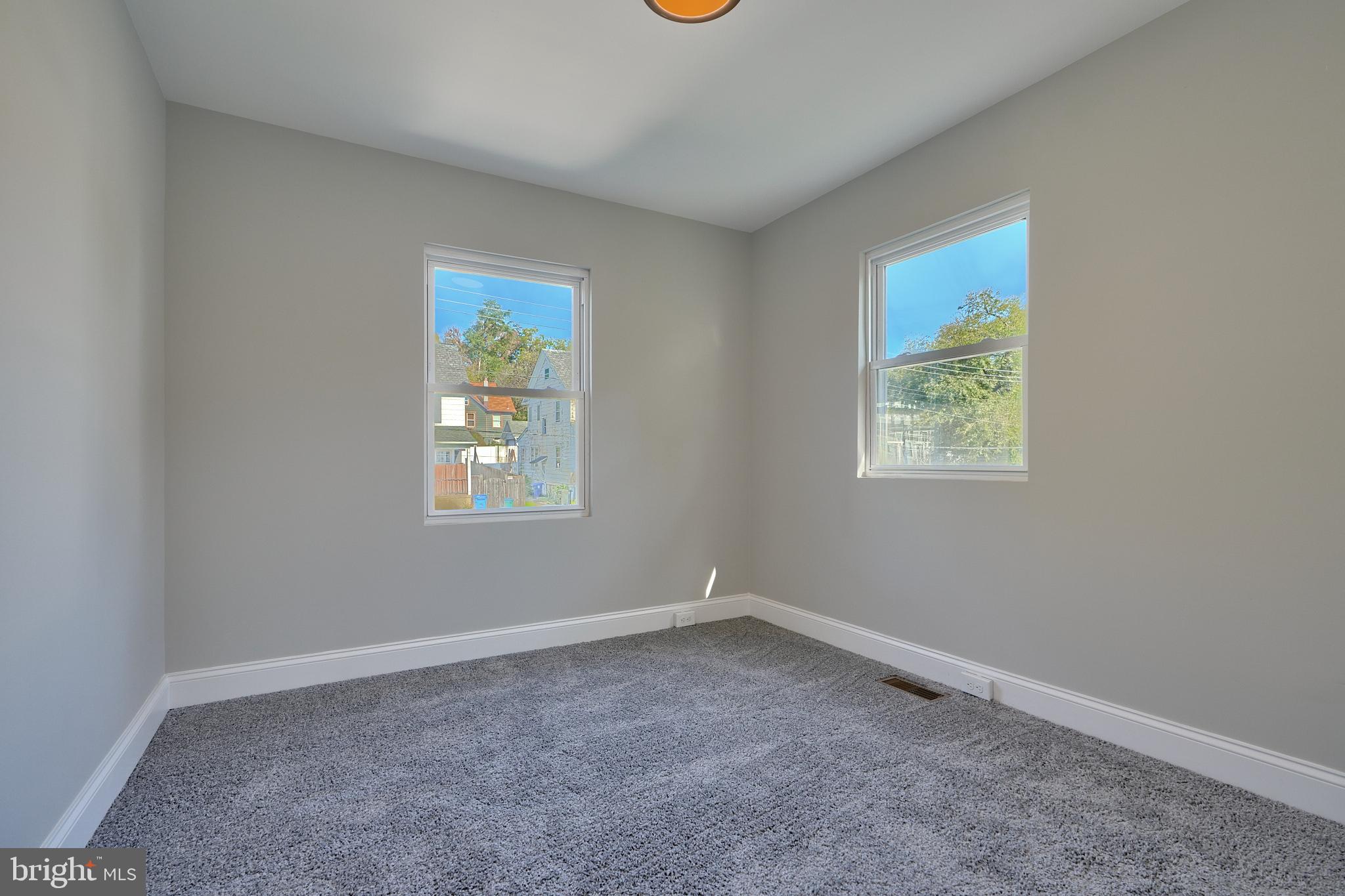 3701 PARKSIDE DRIVE