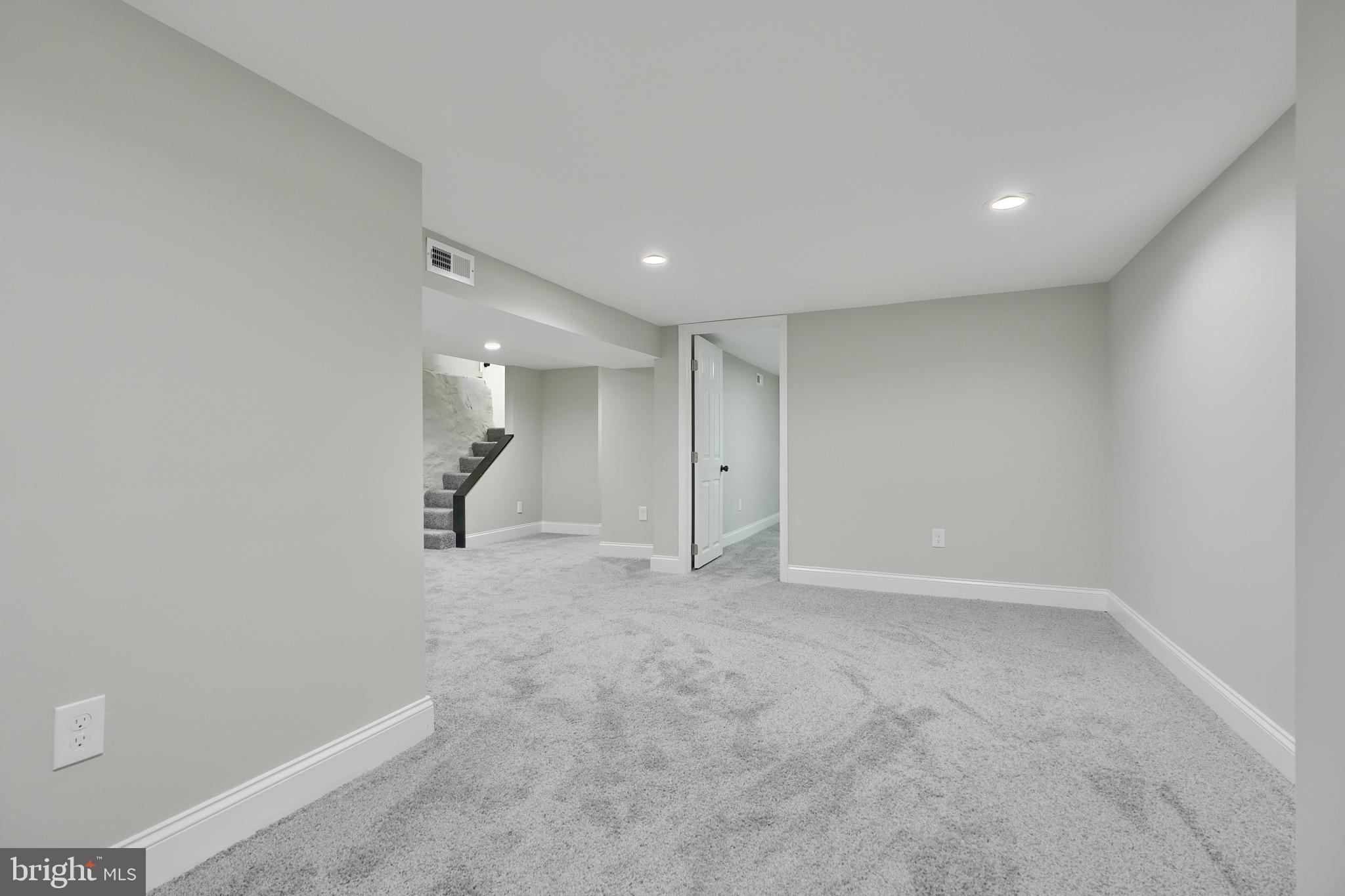 3701 PARKSIDE DRIVE