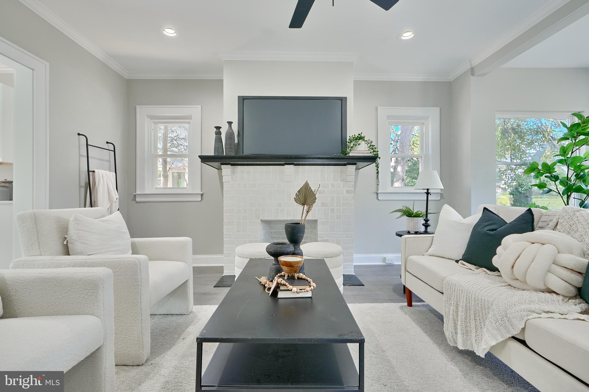 3701 PARKSIDE DRIVE
