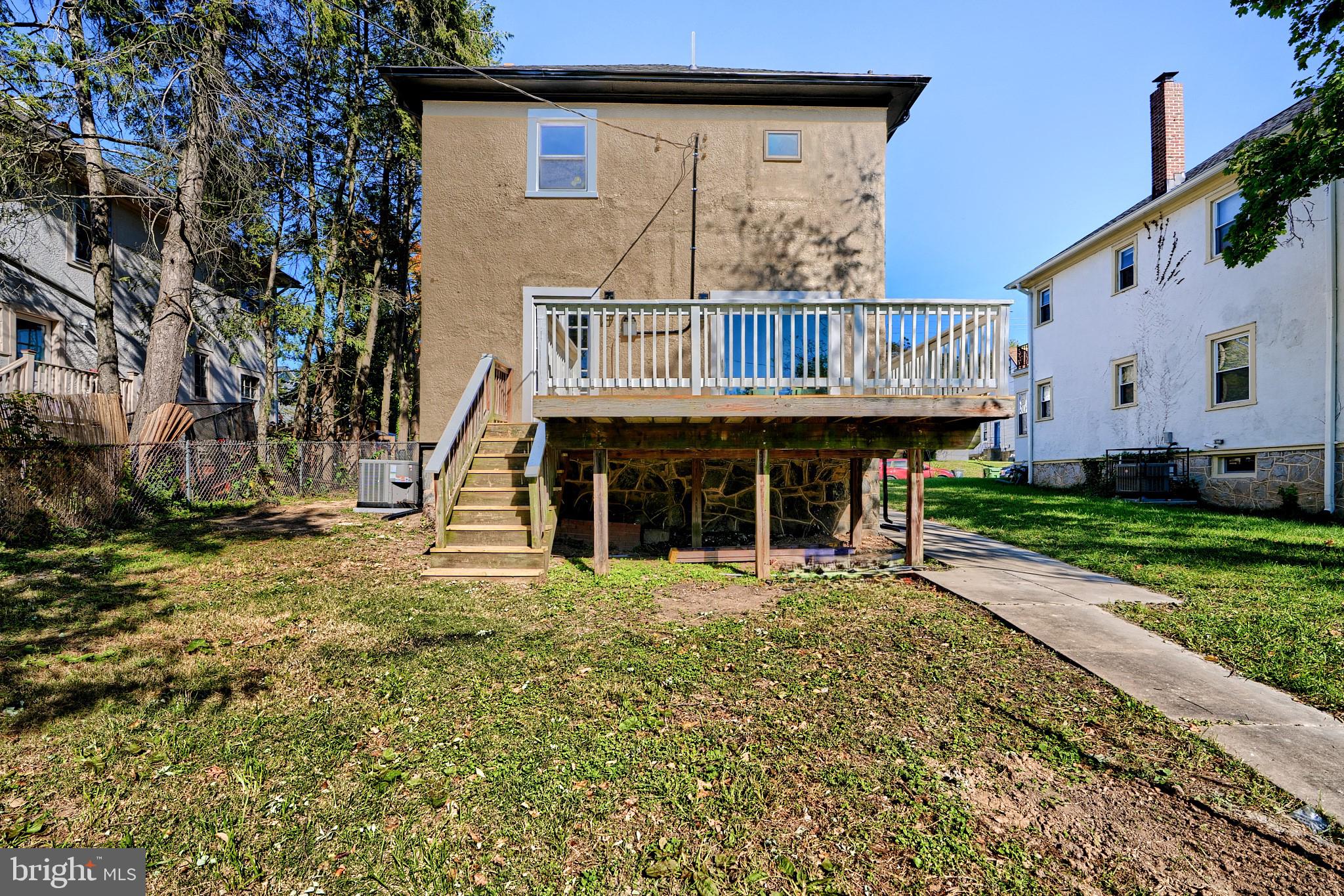 3701 PARKSIDE DRIVE