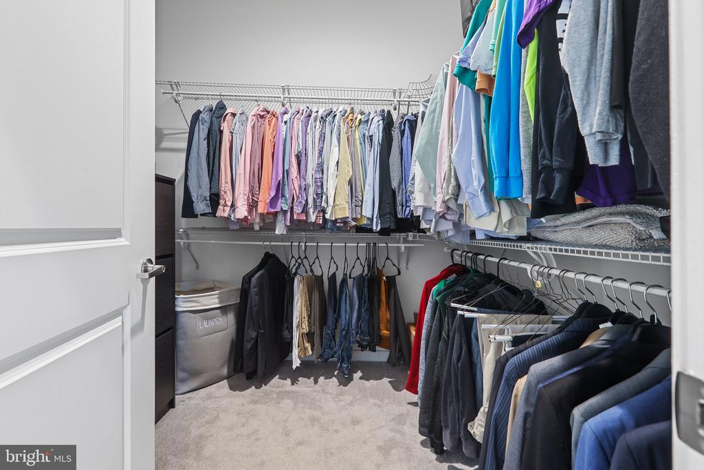 1209 N CHARLES STREET Unit: 425