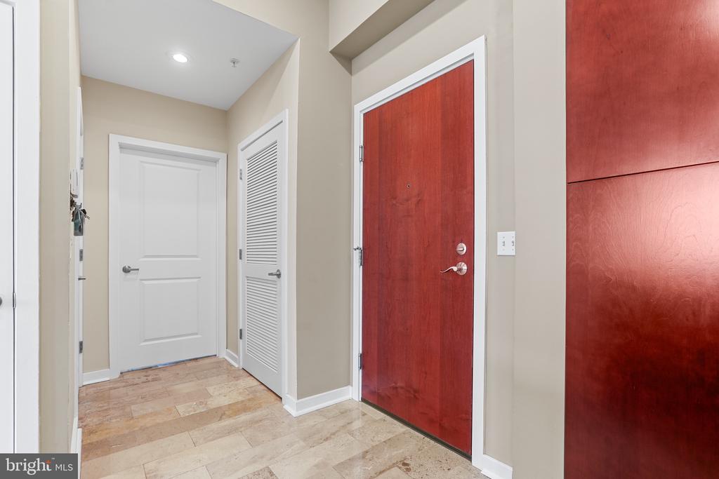 1209 N CHARLES STREET Unit: 425