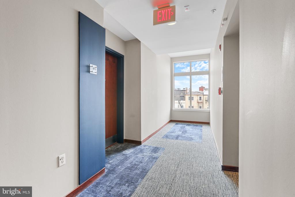 1209 N CHARLES STREET Unit: 425