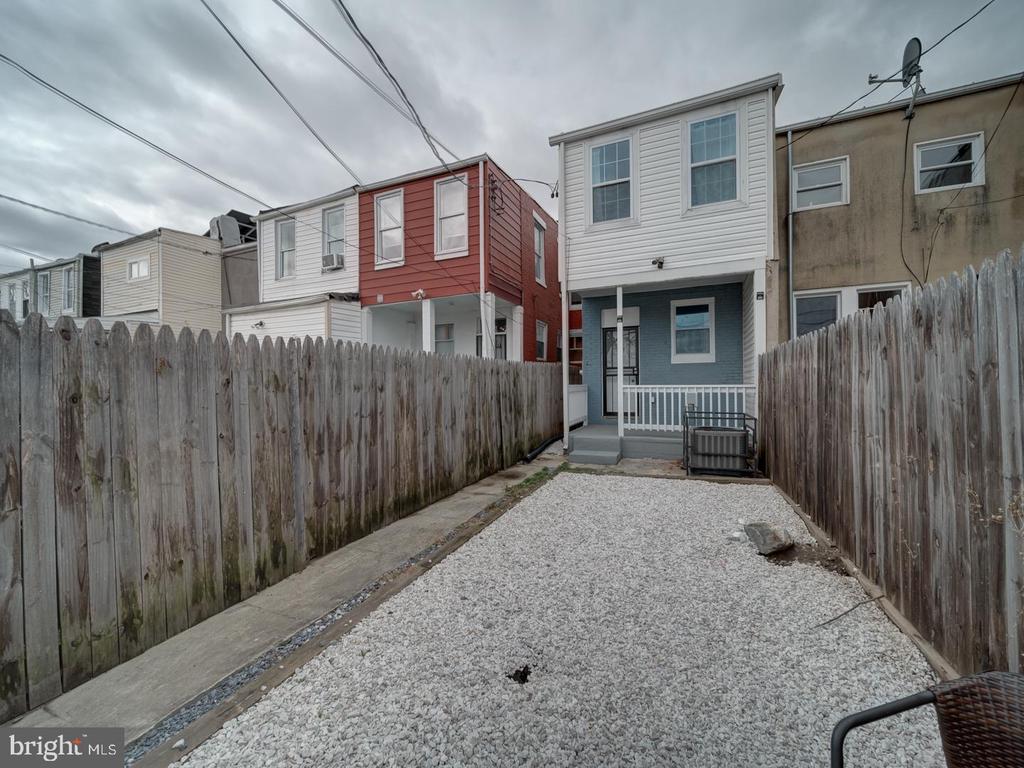 417 N COLLINGTON AVE