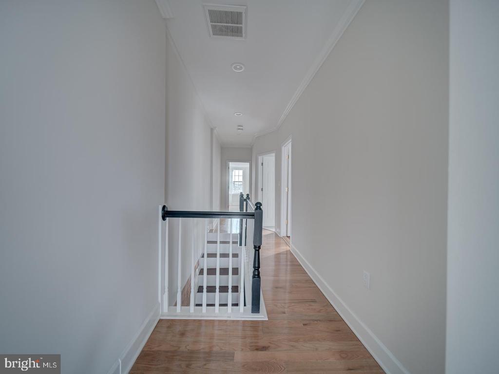 417 N COLLINGTON AVE
