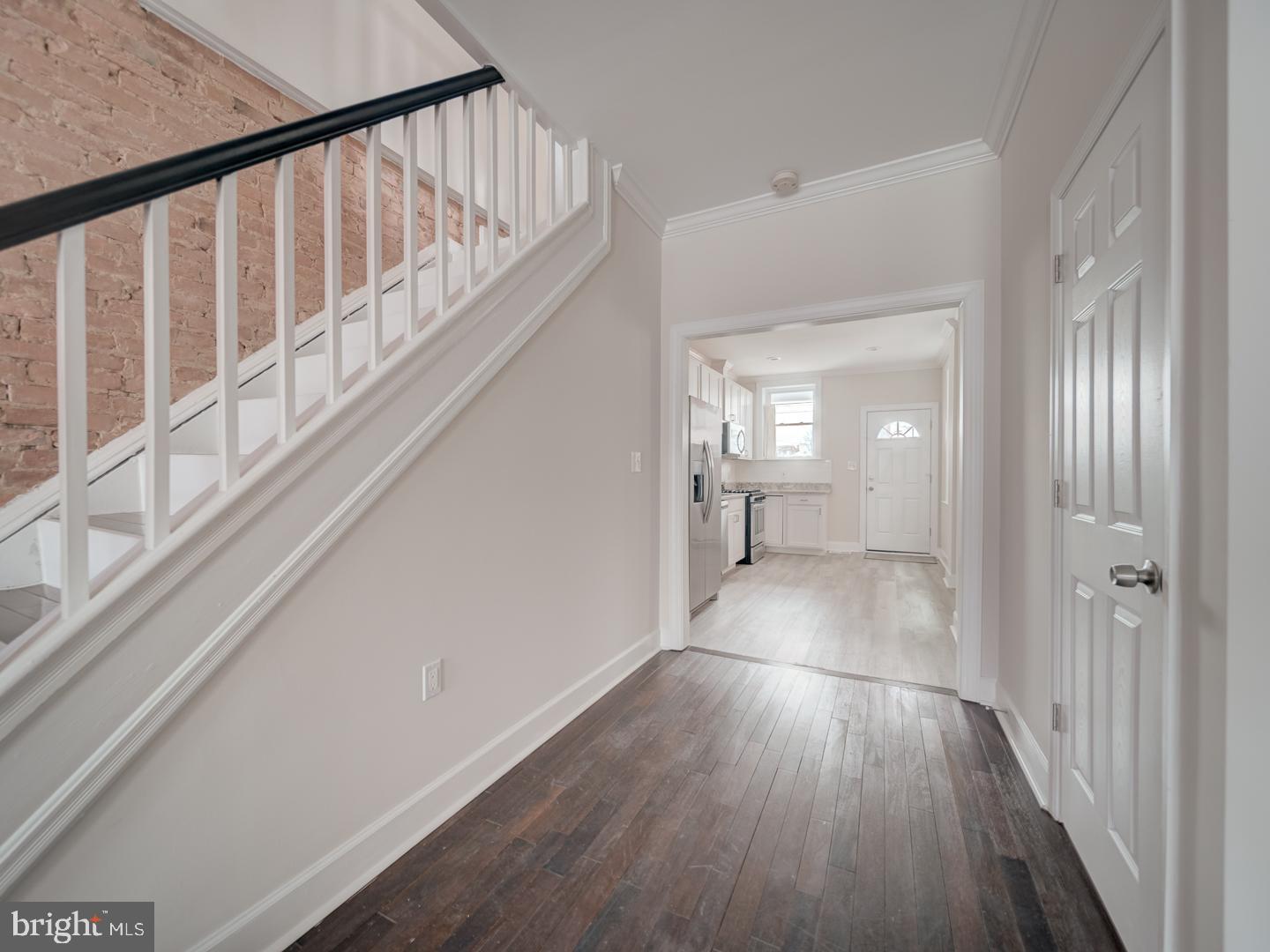 417 N COLLINGTON AVE