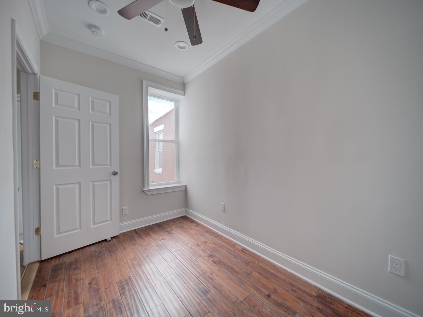 417 N COLLINGTON AVE
