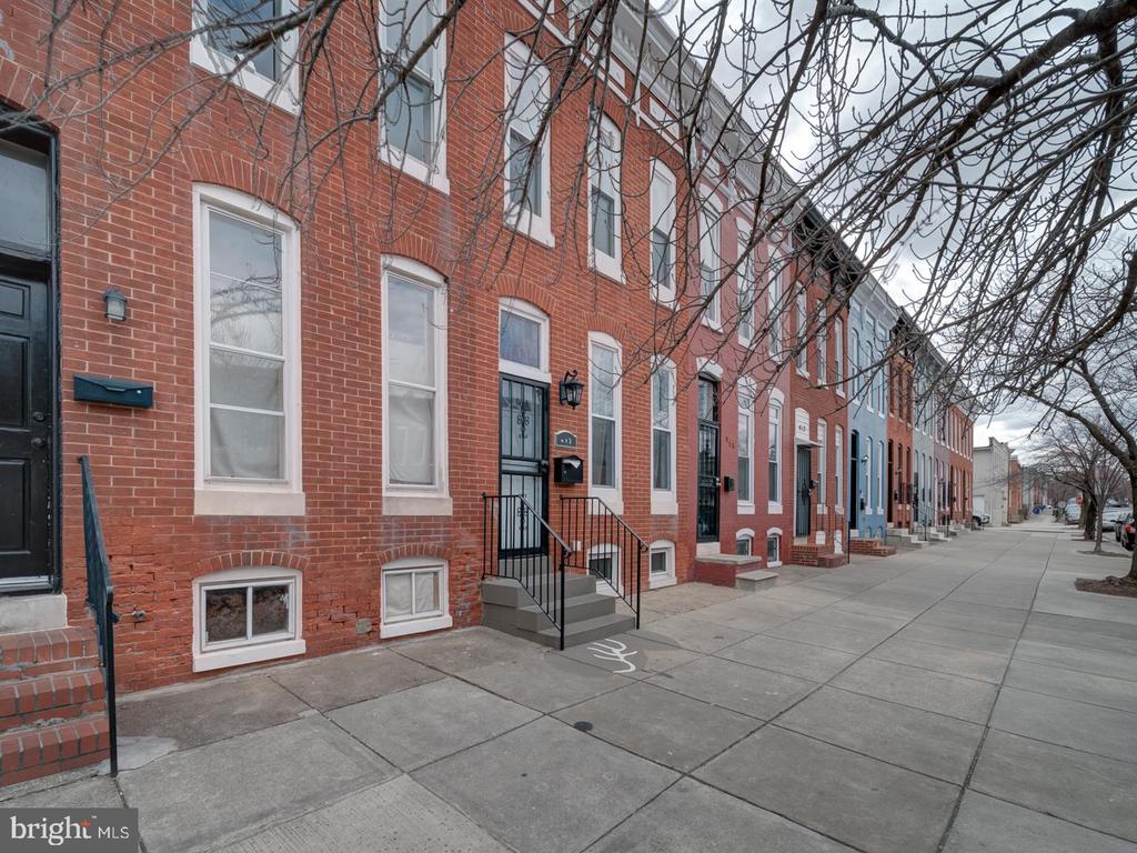 417 N COLLINGTON AVE