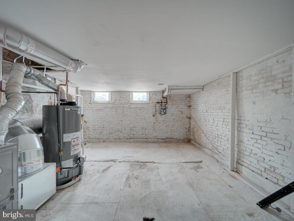 417 N COLLINGTON AVE