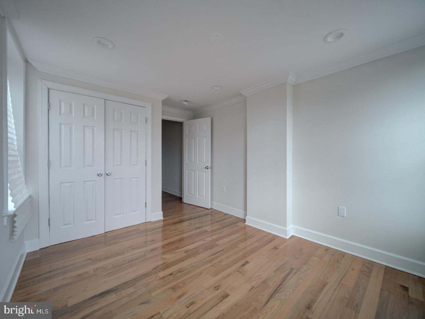 417 N COLLINGTON AVE