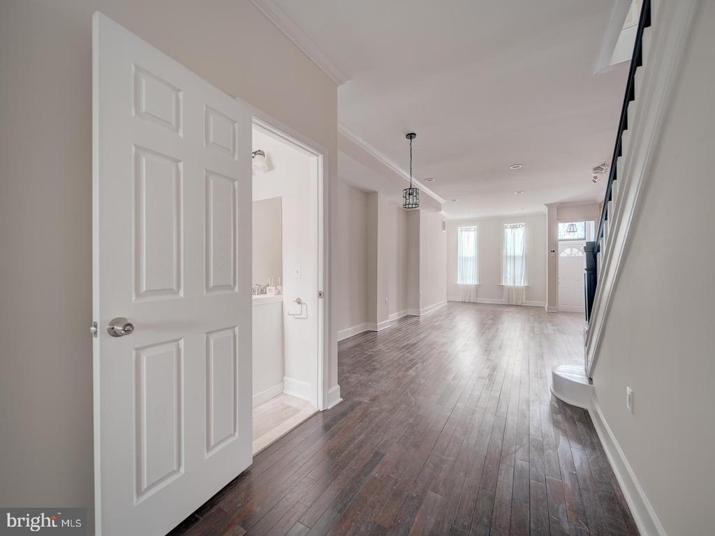 417 N COLLINGTON AVE