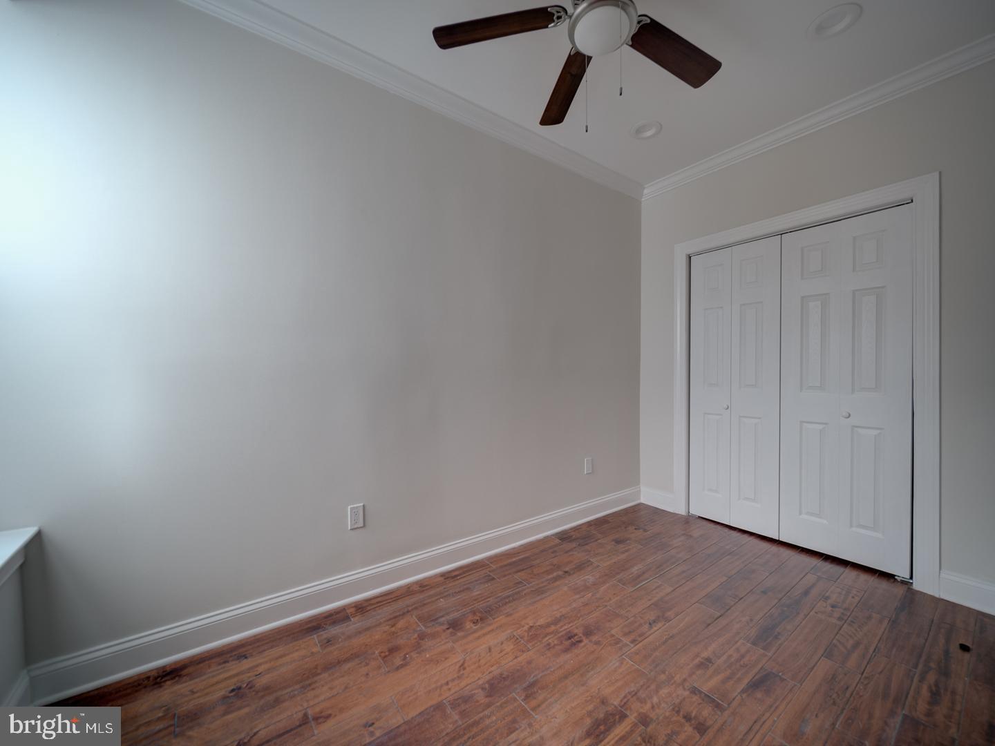 417 N COLLINGTON AVE
