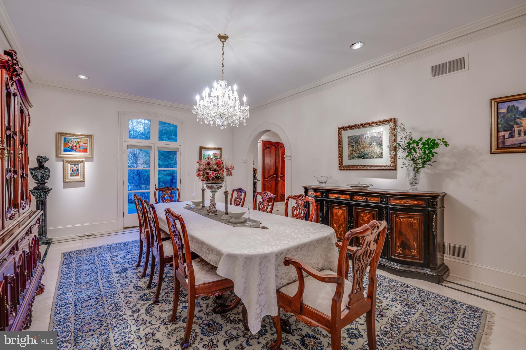 7 CHRIS ELIOT COURT