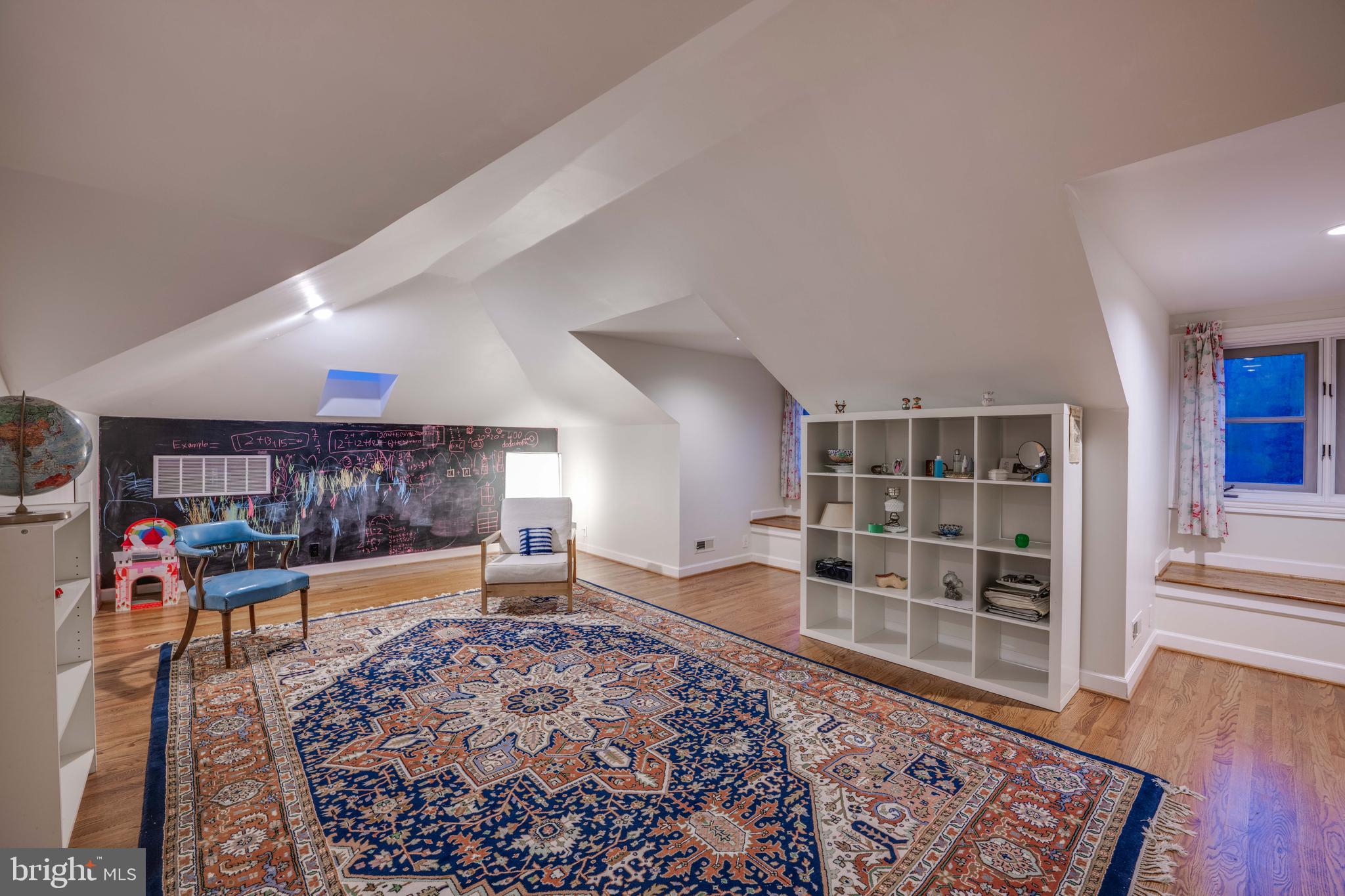 7 CHRIS ELIOT COURT