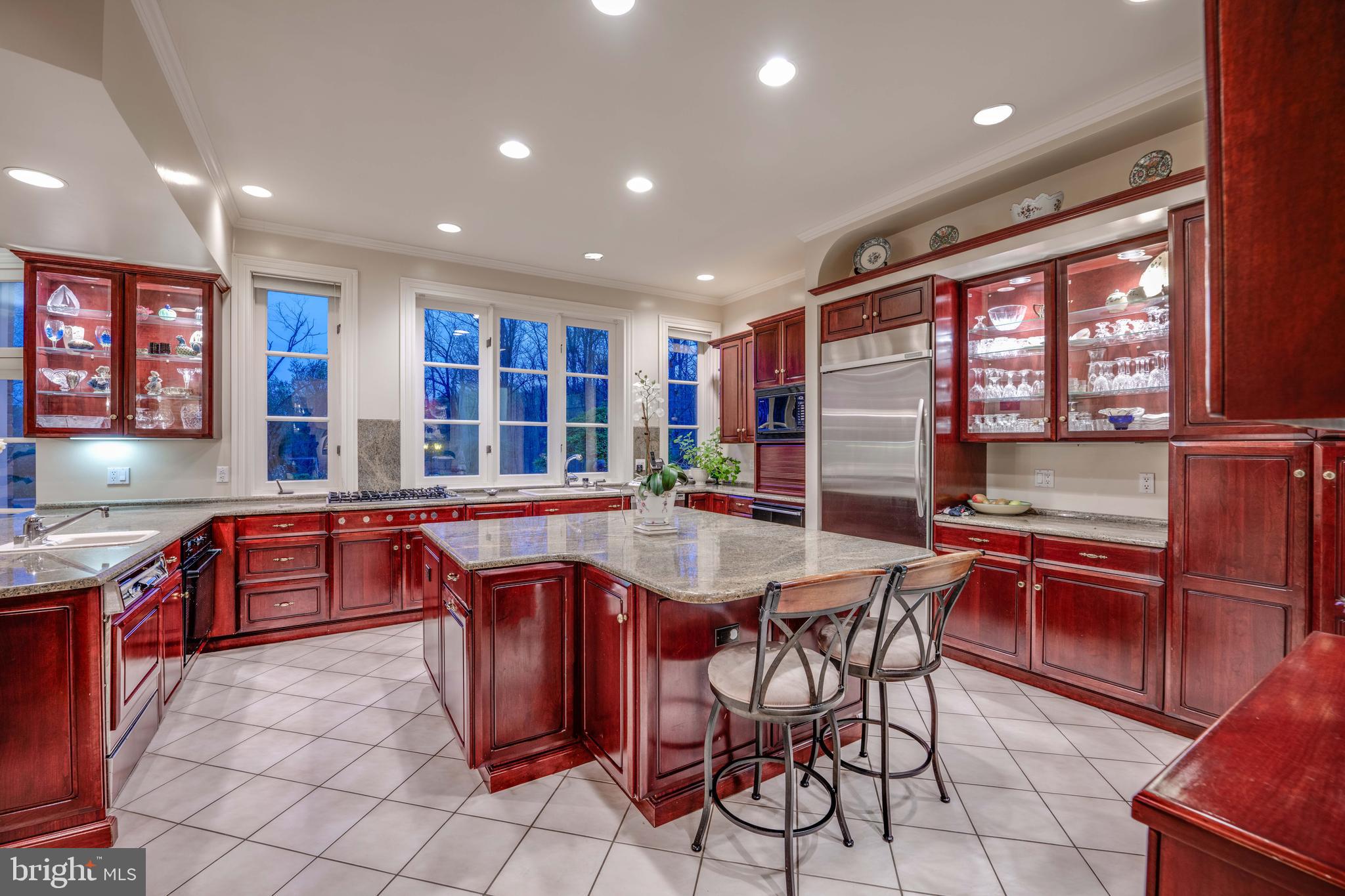7 CHRIS ELIOT COURT
