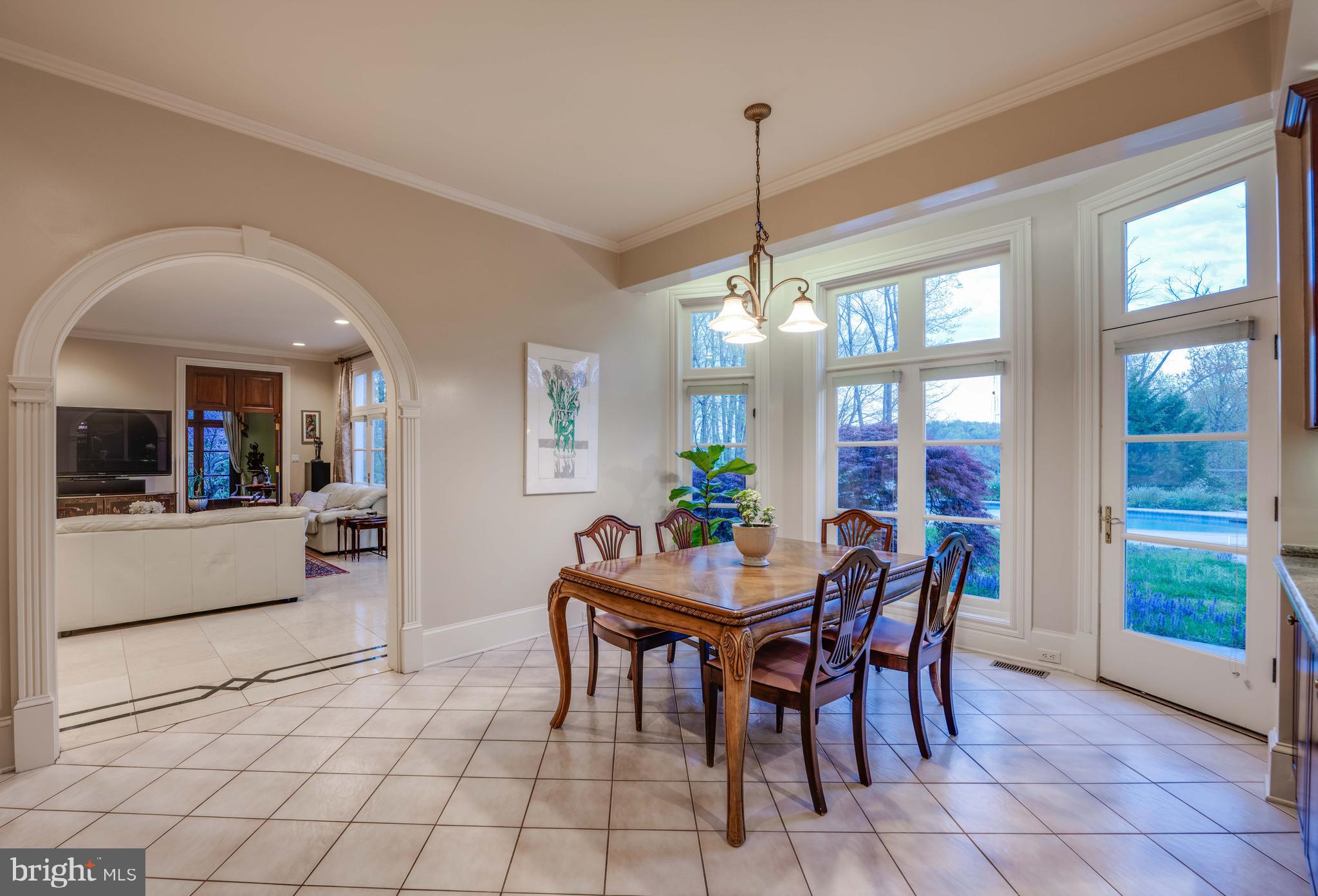 7 CHRIS ELIOT COURT