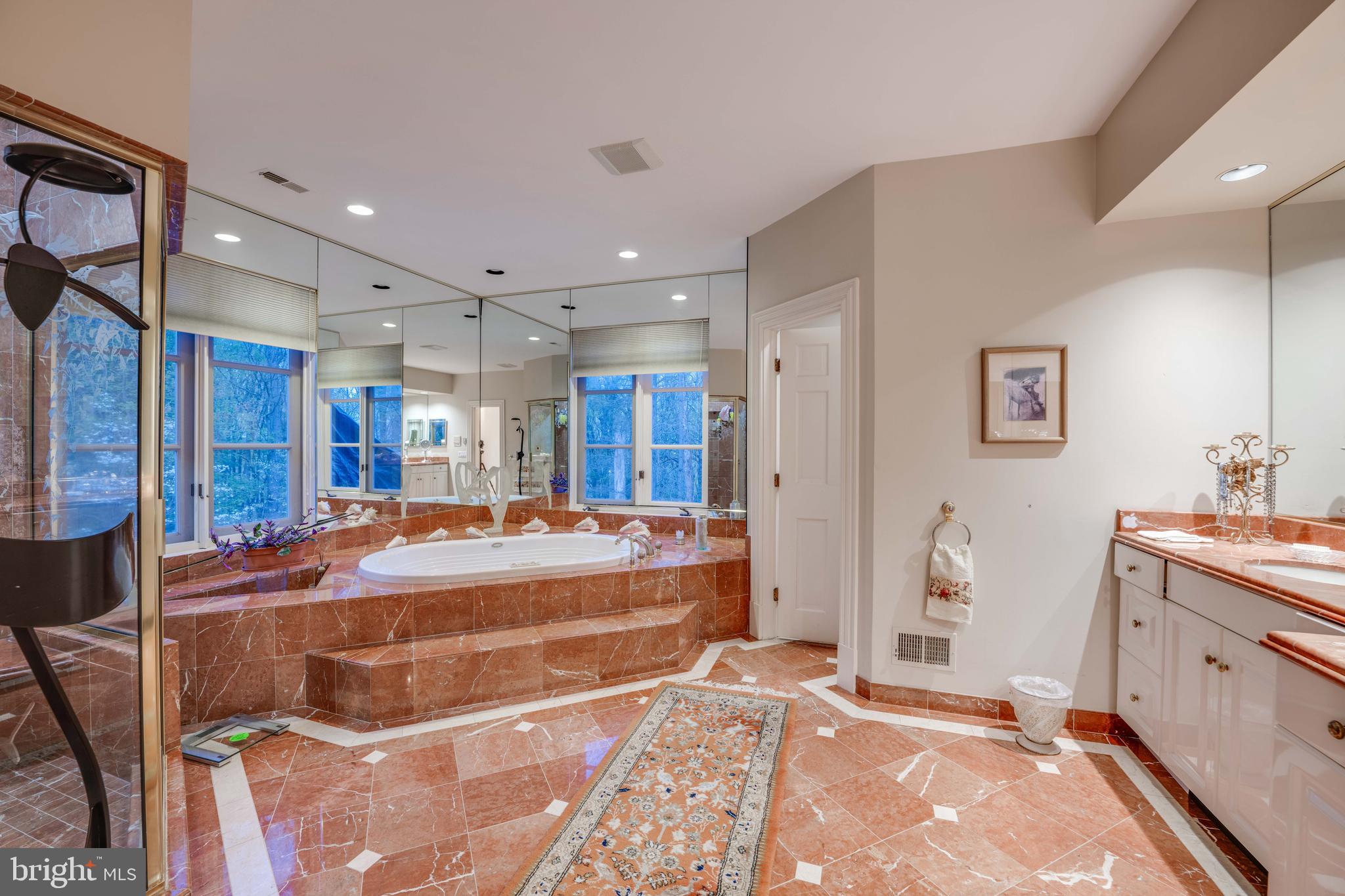 7 CHRIS ELIOT COURT
