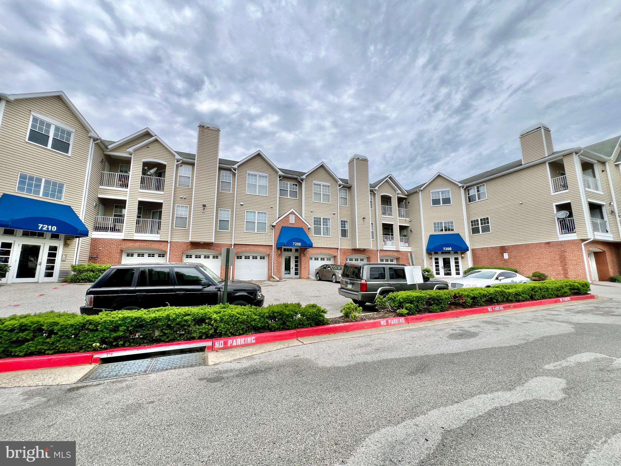 7208 BOGLEY ROAD 202