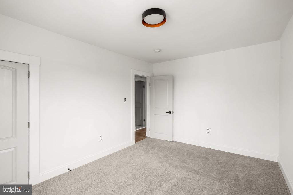 23 2ND AVENUE