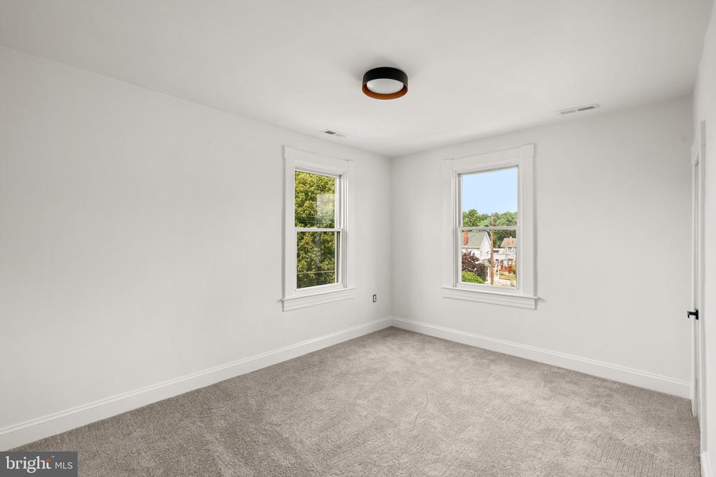 23 2ND AVENUE