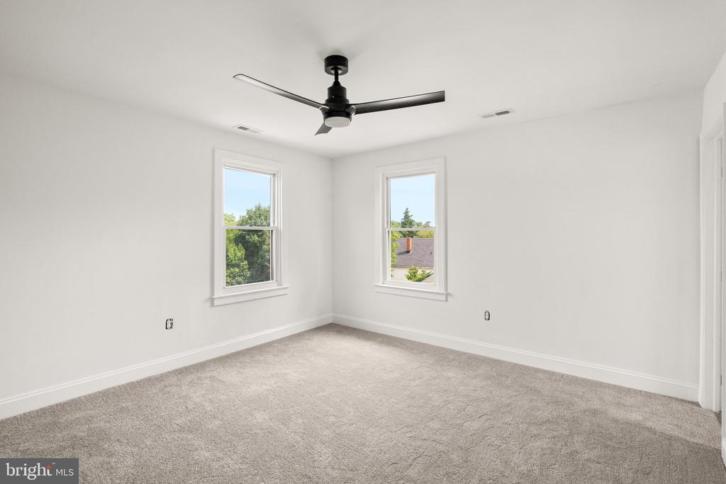 23 2ND AVENUE