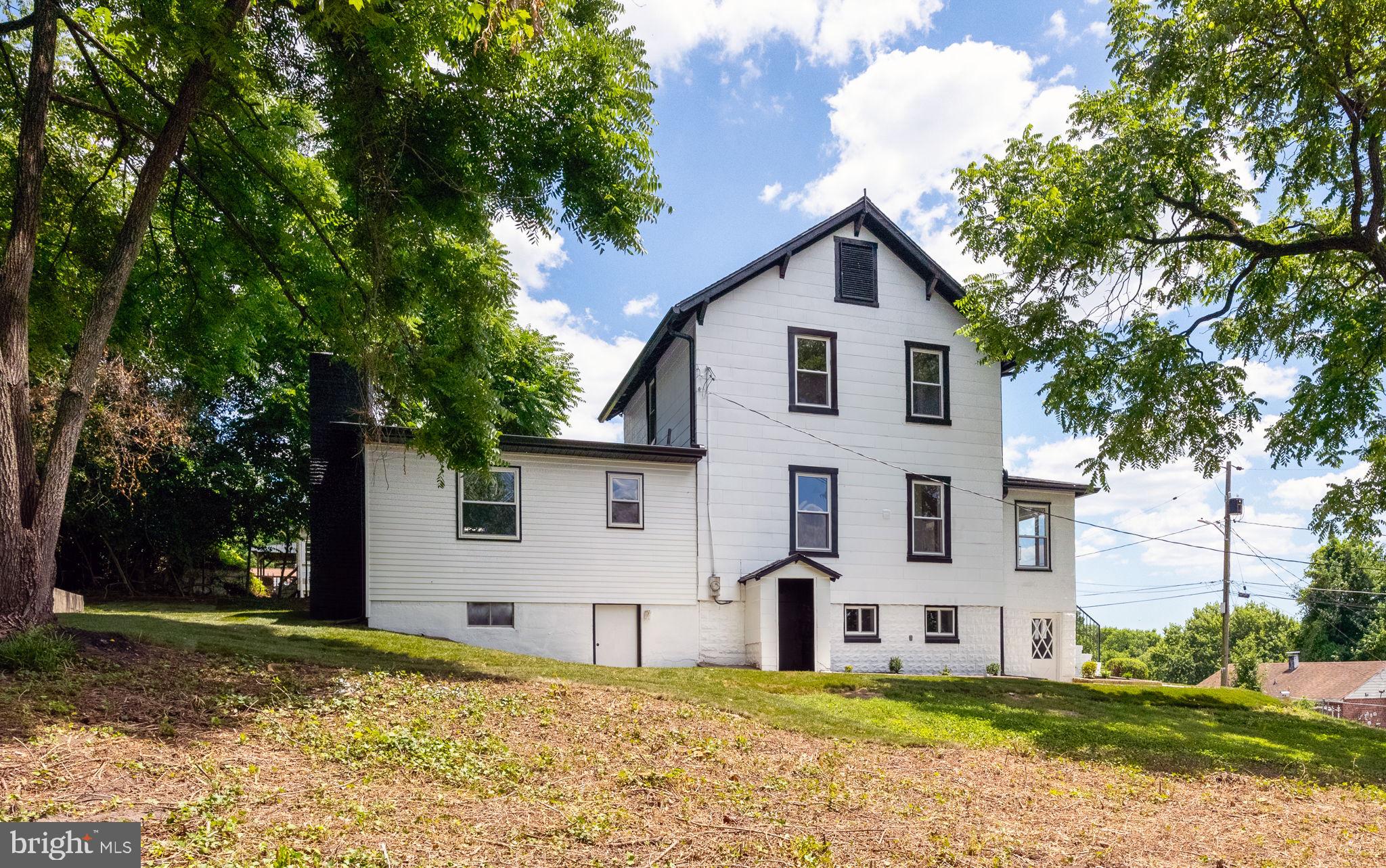 108 RIDGE AVENUE
