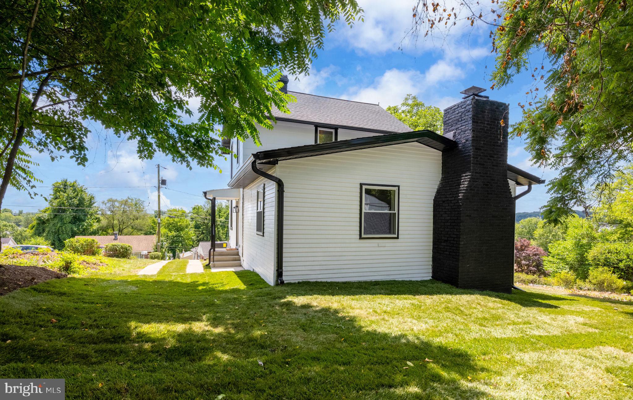 108 RIDGE AVENUE