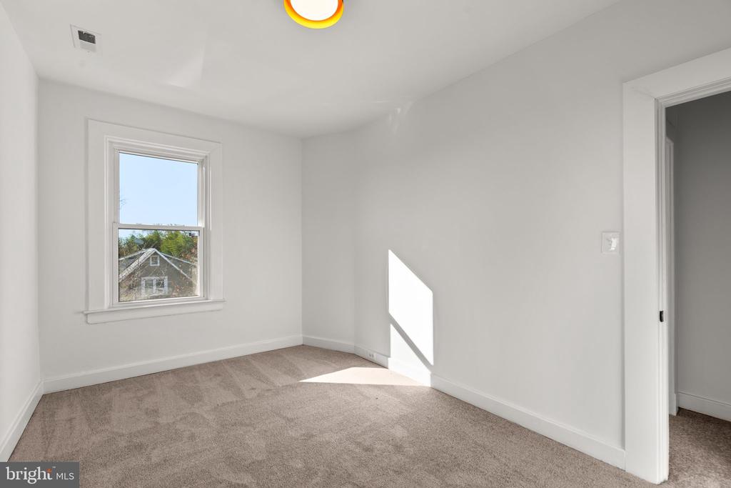 631 ALDERSHOT ROAD