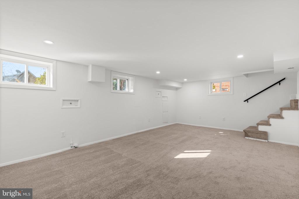 631 ALDERSHOT ROAD