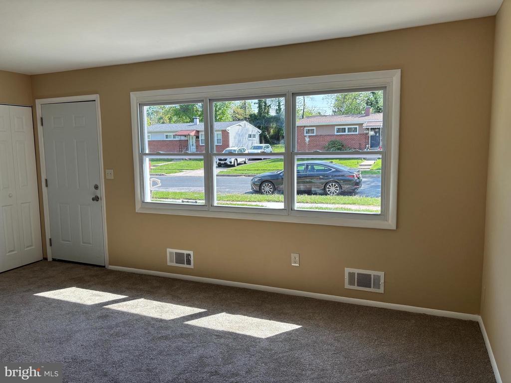 9016 Samoset Rd