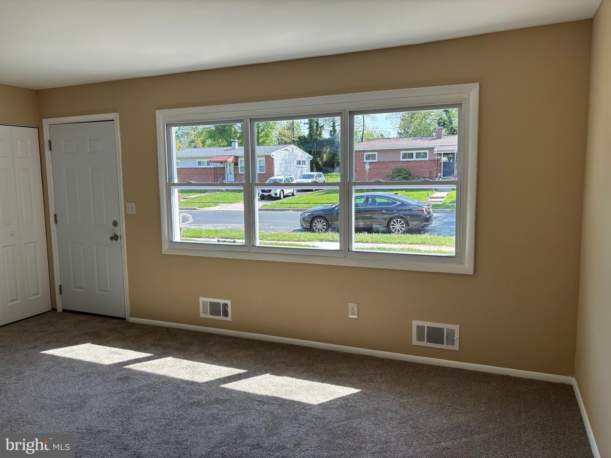 9016 Samoset Rd