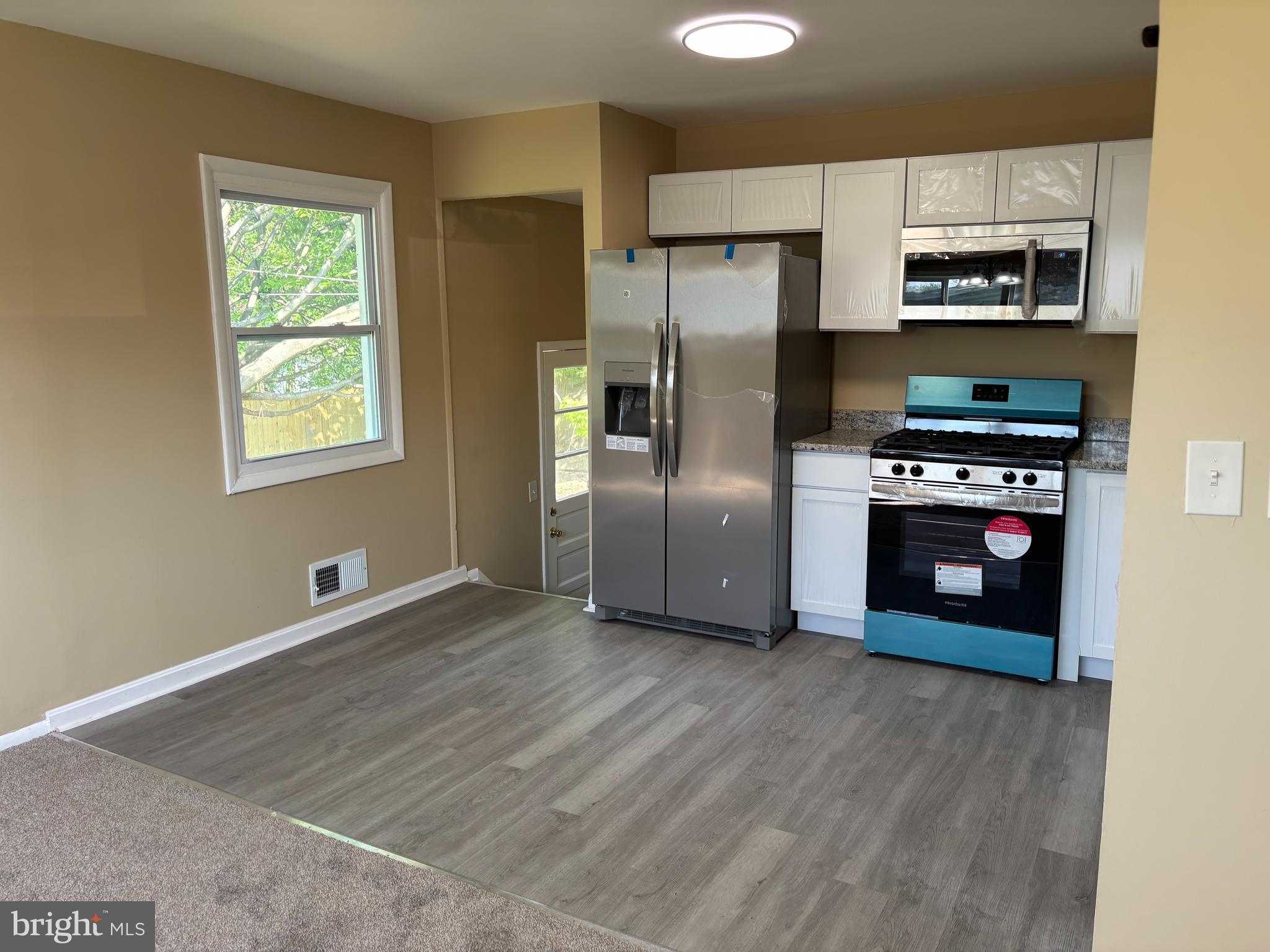 9016 Samoset Rd