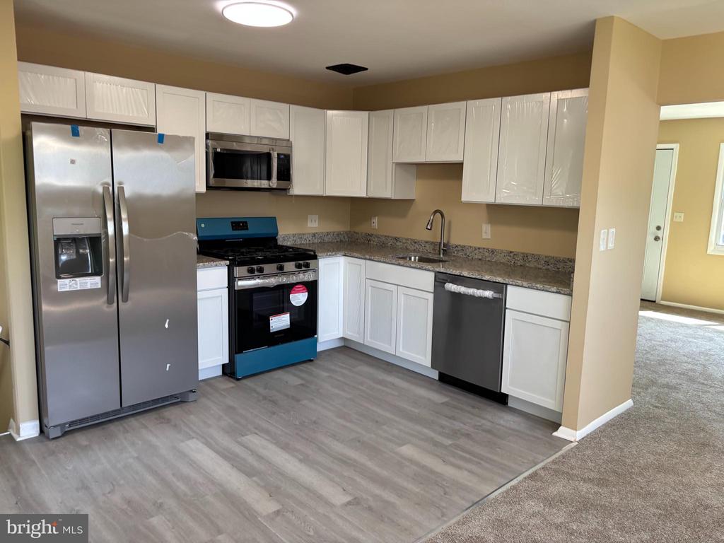 9016 Samoset Rd