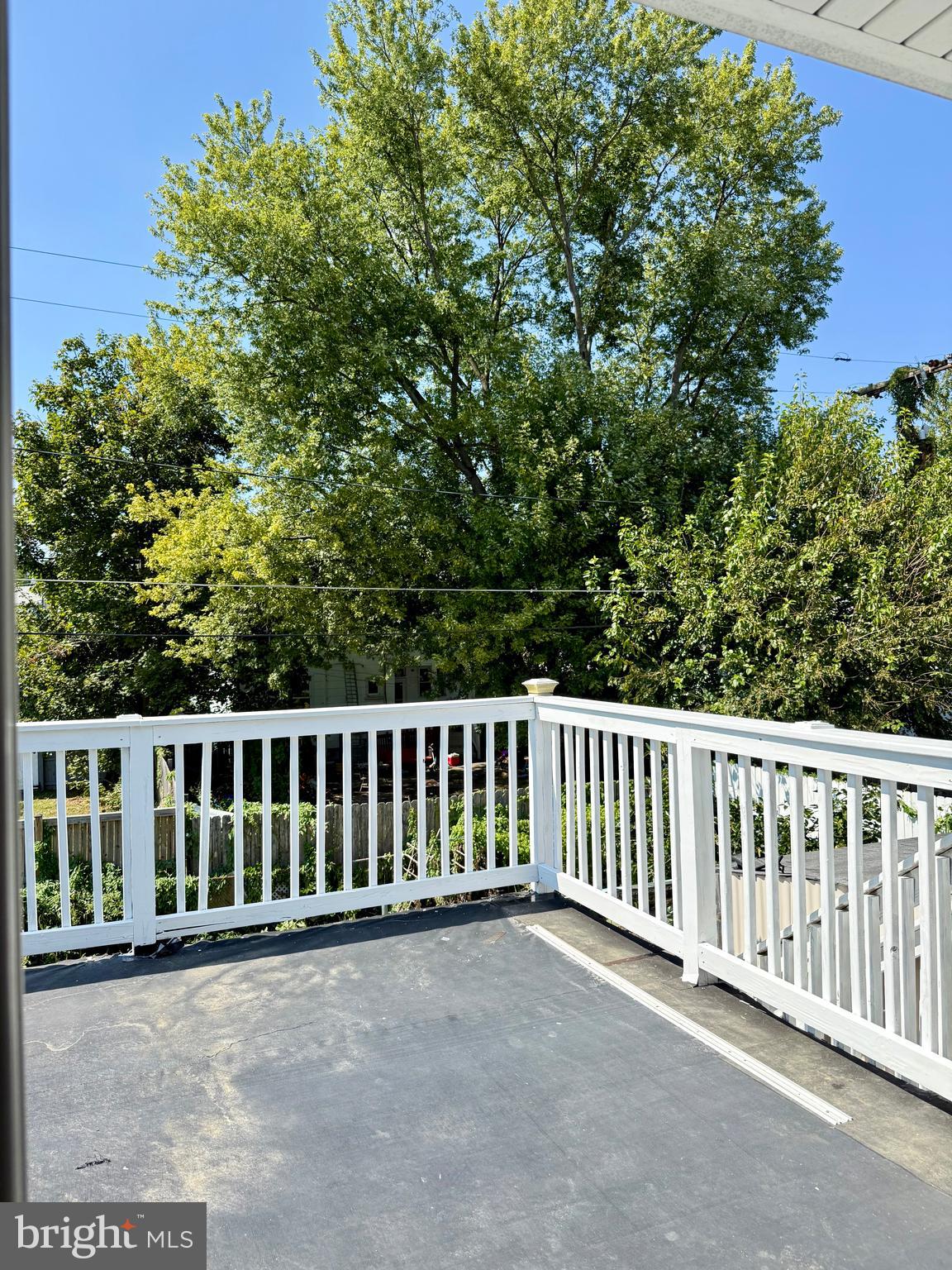 353 N BEAUMONT AVENUE