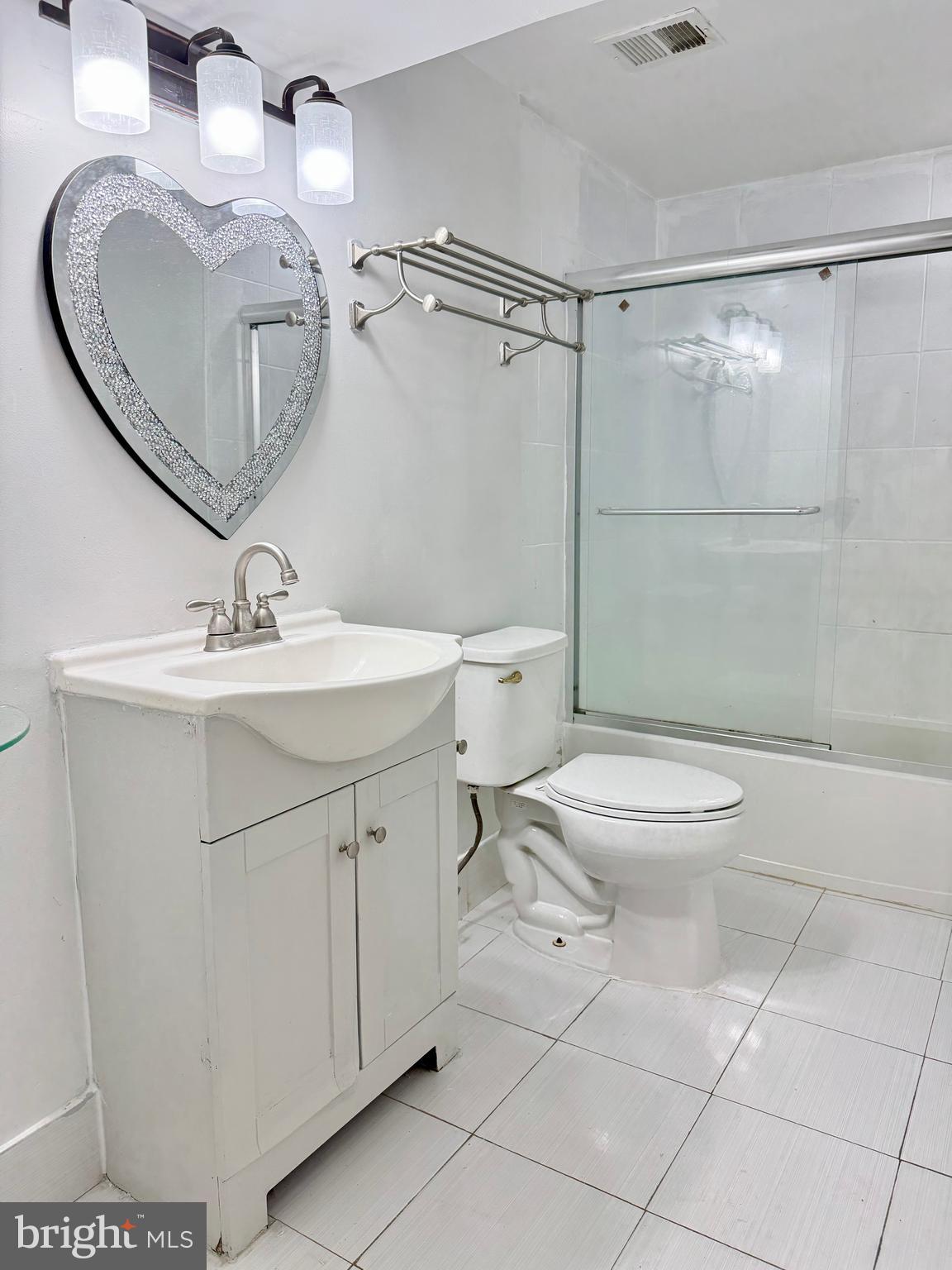 353 N BEAUMONT AVENUE