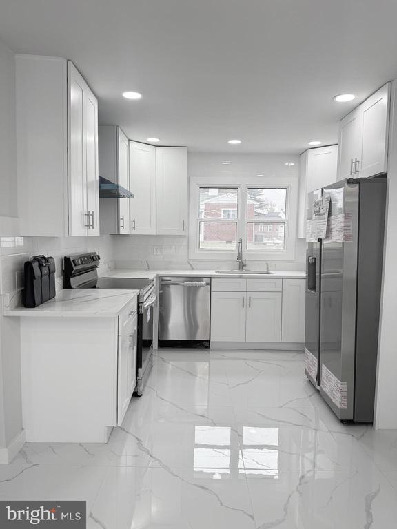 925 PRESTWOOD
